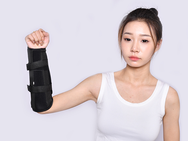 手腕固定帶韌帶拉傷黑色帶鋁板前臂固定帶上臂固定帶